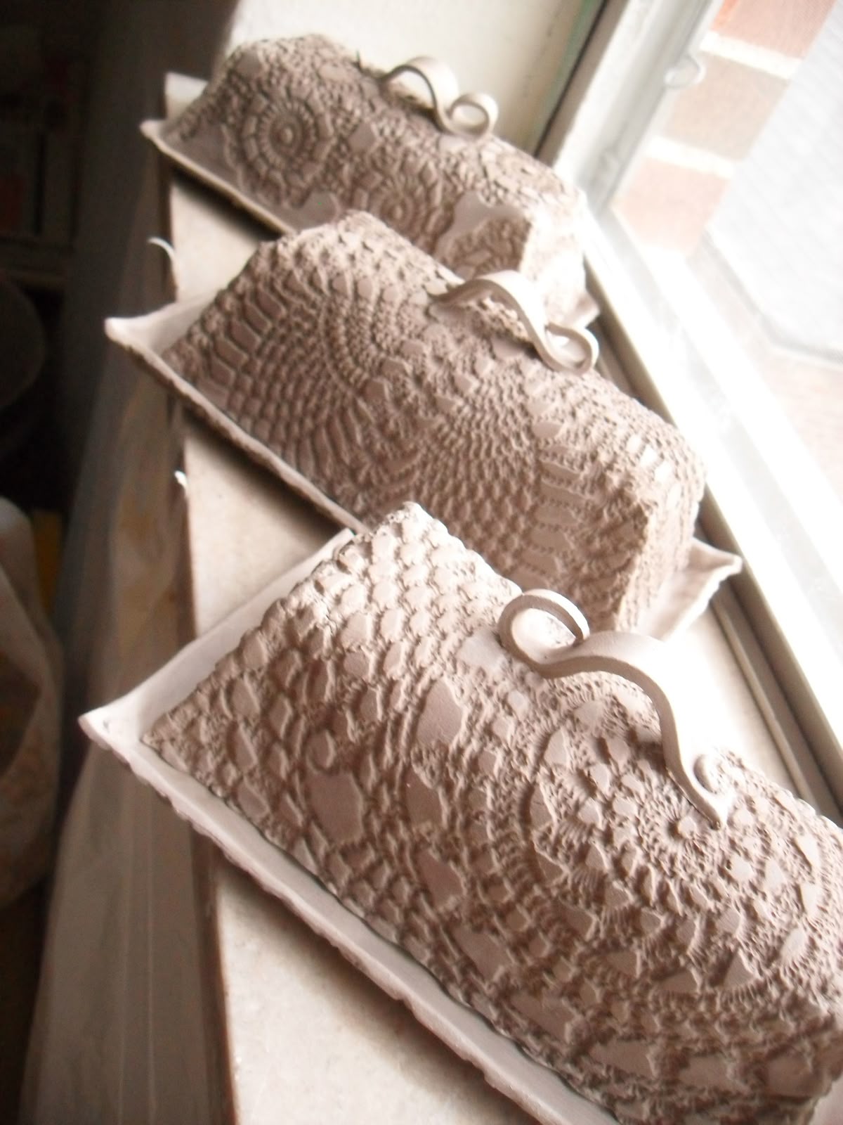 (V) "Butter Dish" Pottery Class - Tuesday October 27th from 6 to 8pm